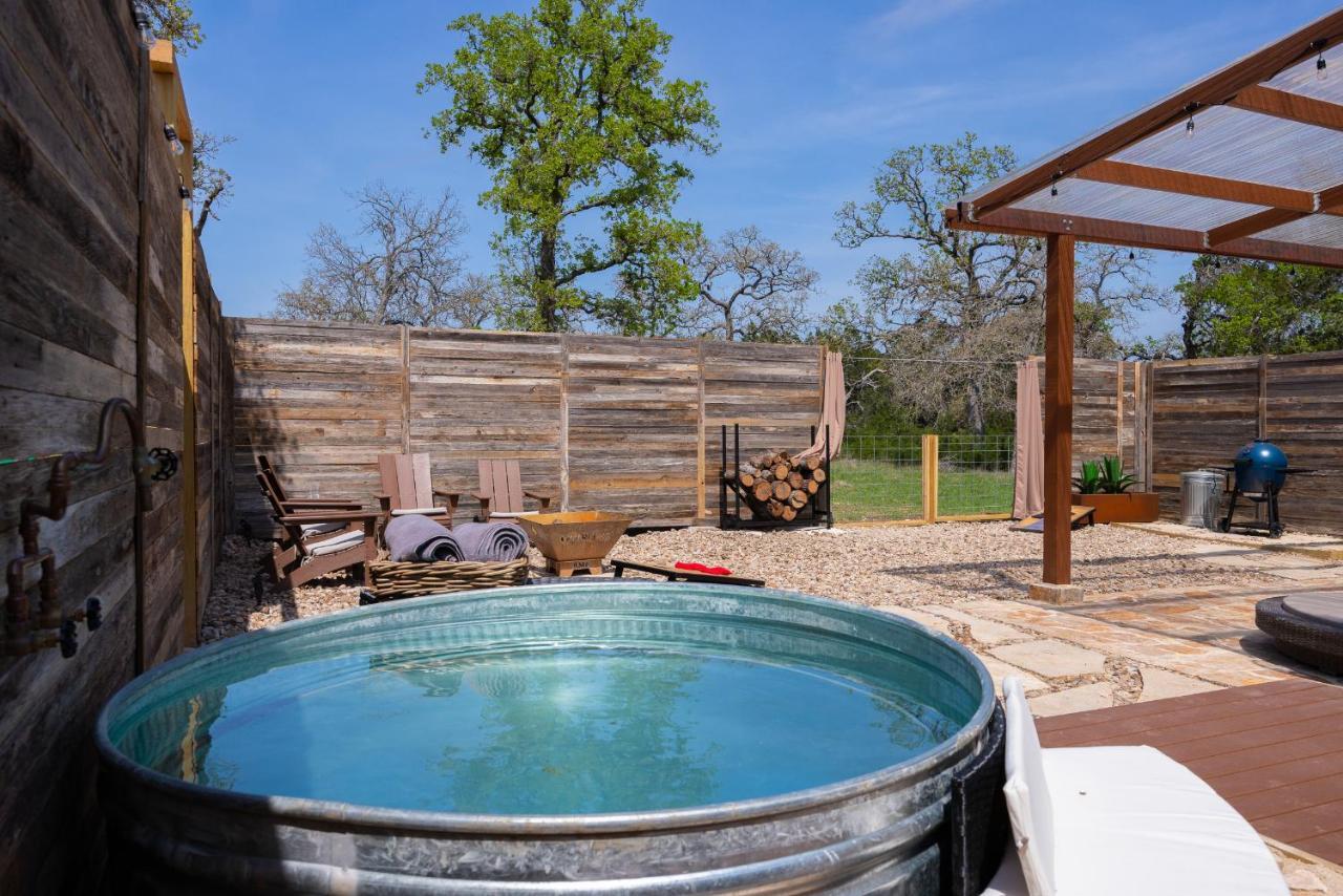 Romantic Tiny Luxury Retreat W Heated Pool, Sauna N Outdoor Shower In Wimberley 10 Acres Exteriér fotografie