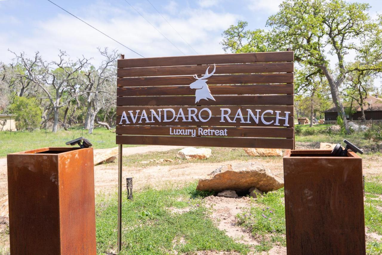 Vila Romantic Tiny Luxury Retreat W Heated Pool, Sauna N Outdoor Shower In Wimberley 10 Acres Exteriér fotografie