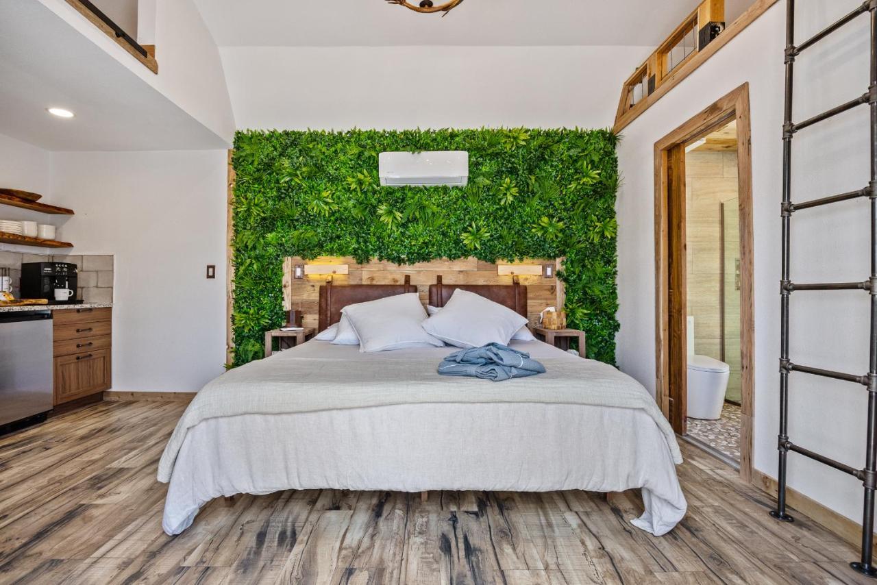 Romantic Tiny Luxury Retreat W Heated Pool, Sauna N Outdoor Shower In Wimberley 10 Acres Exteriér fotografie