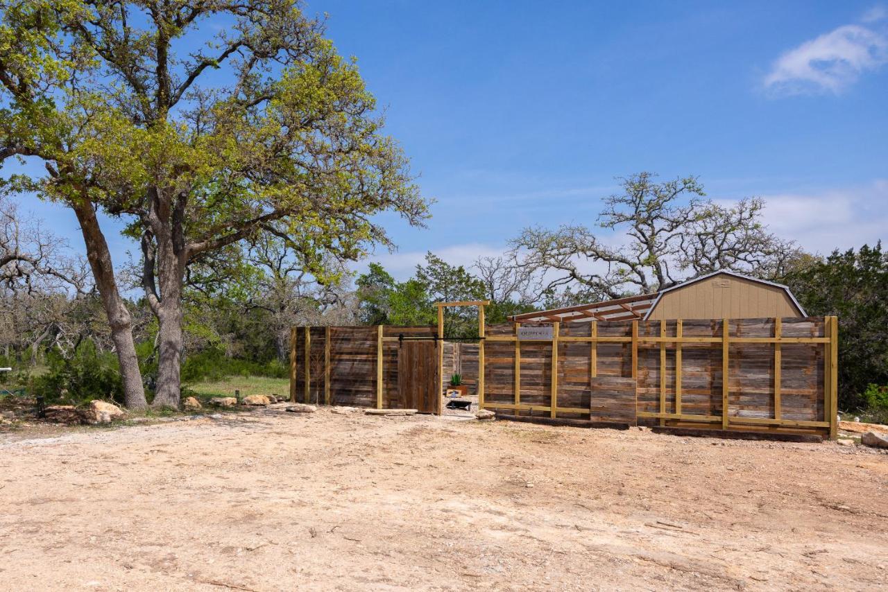 Romantic Tiny Luxury Retreat W Heated Pool, Sauna N Outdoor Shower In Wimberley 10 Acres Exteriér fotografie